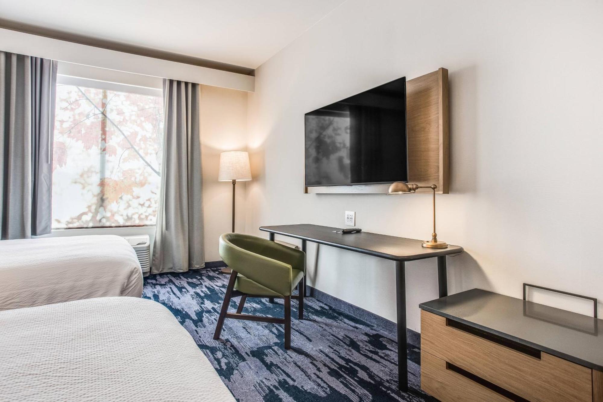 Fairfield Inn & Suites رولا المظهر الخارجي الصورة