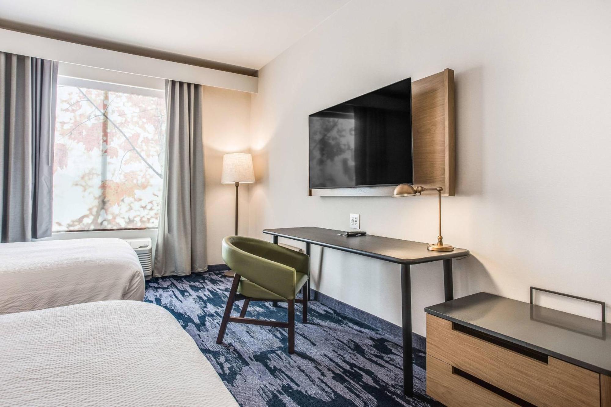 Fairfield Inn & Suites رولا المظهر الخارجي الصورة